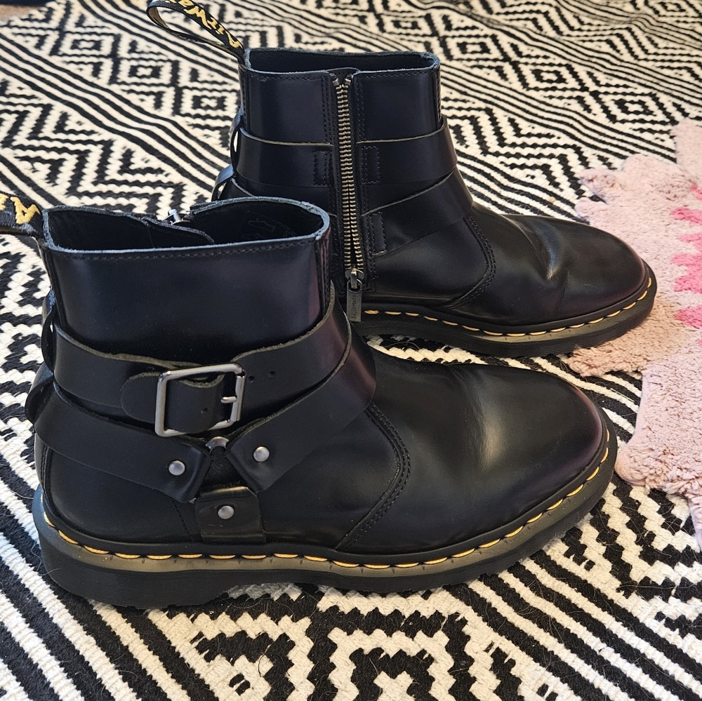 Dr Martens Jaimes Chelsea boot